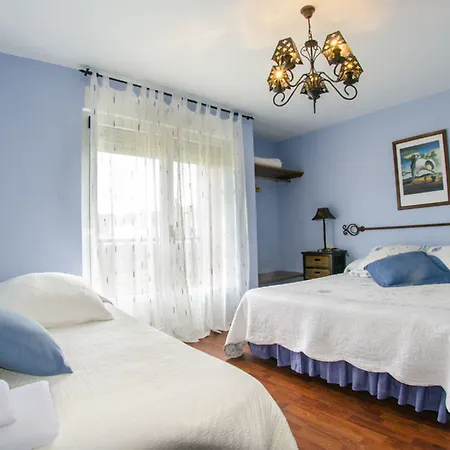 As Eiras Hostel Lires