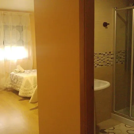 As Eiras Hostel Lires